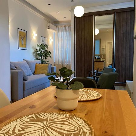 City Break Apartments Chic And Luxury Belgrad Exteriör bild