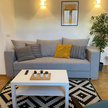 City Break Apartments Chic And Luxury Belgrad Exteriör bild