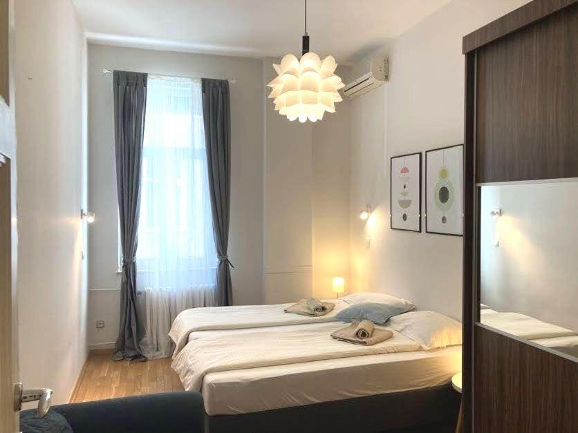 City Break Apartments Chic And Luxury Belgrad Exteriör bild