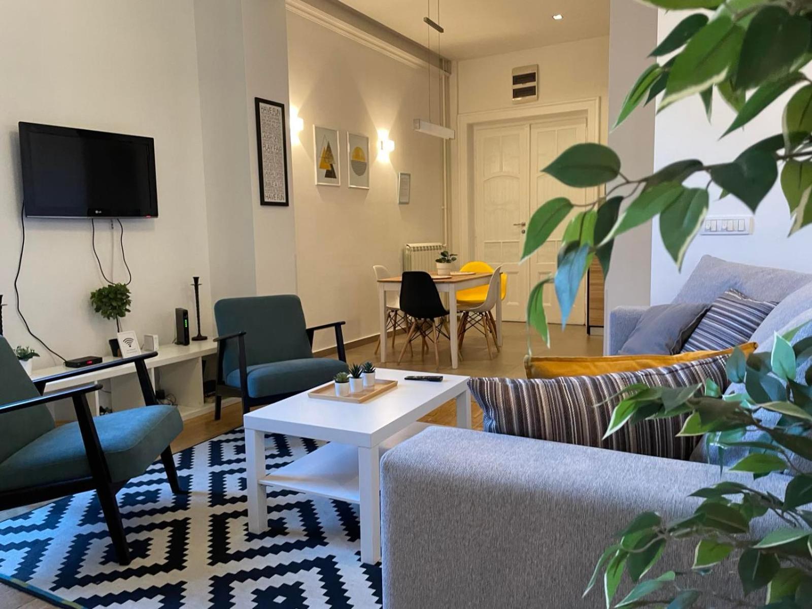 City Break Apartments Chic And Luxury Belgrad Exteriör bild