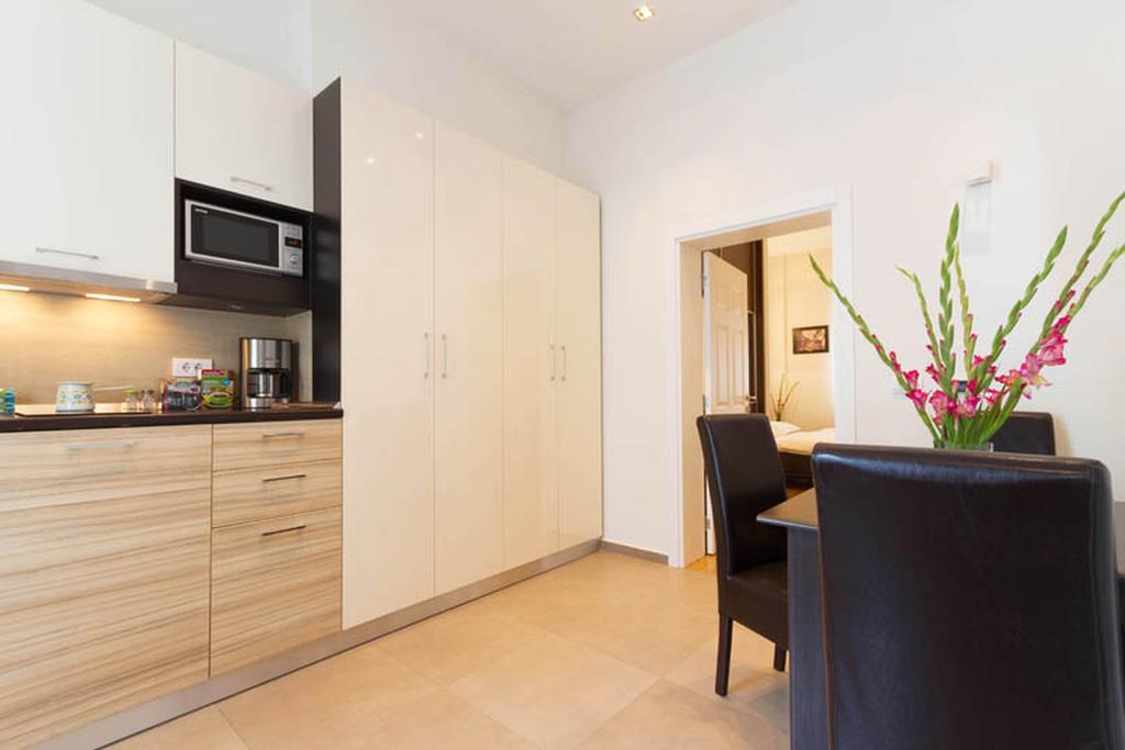 City Break Apartments Chic And Luxury Belgrad Exteriör bild